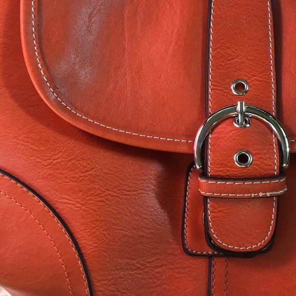 Shoulder purse in burnt orange - Picture 3 of 5